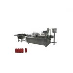 თვალის წვეთების მცირე ზომის ბოთლი, ფრჩხილის პოლონეთის შემავსებელი მანქანა და დასაფარებელი მანქანა